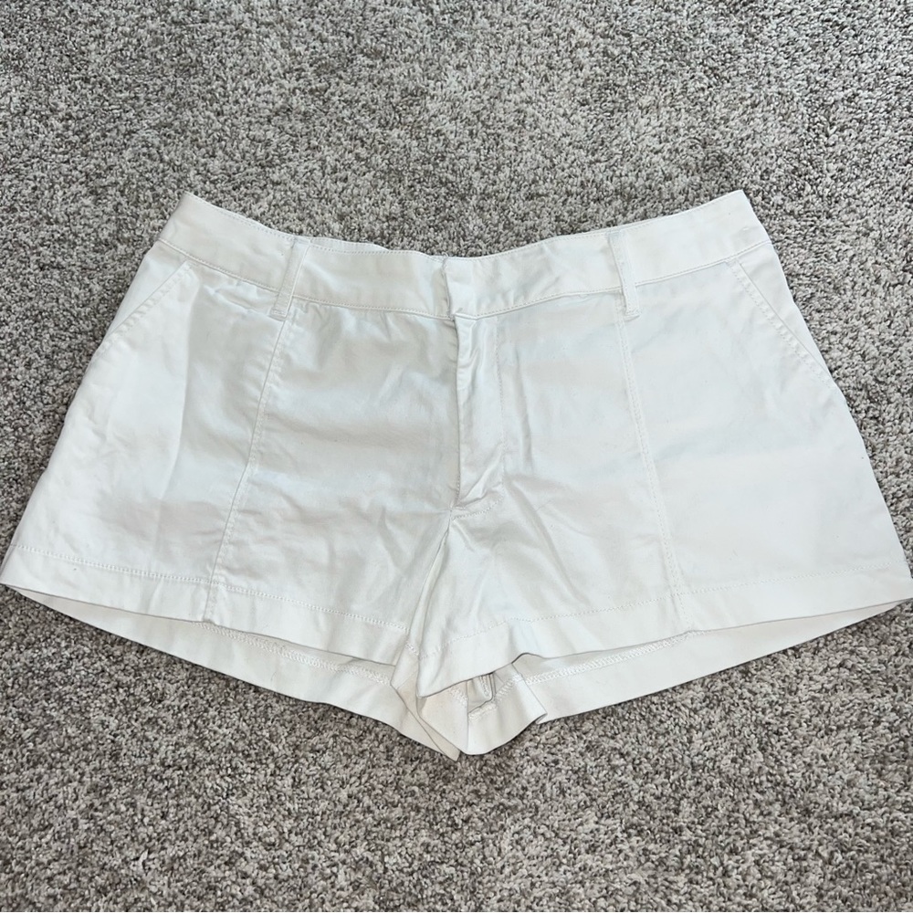 NWOT Abercrombie & Fitch White Shorts